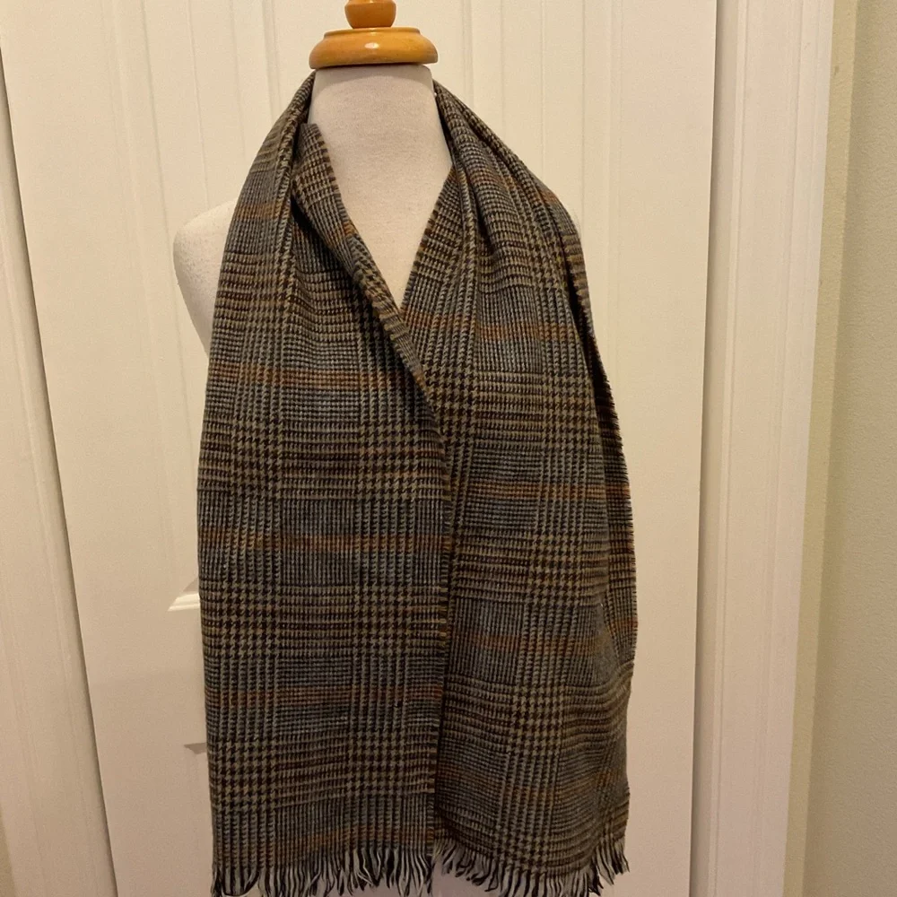 J. Hanley & Co Lambswool Scarf